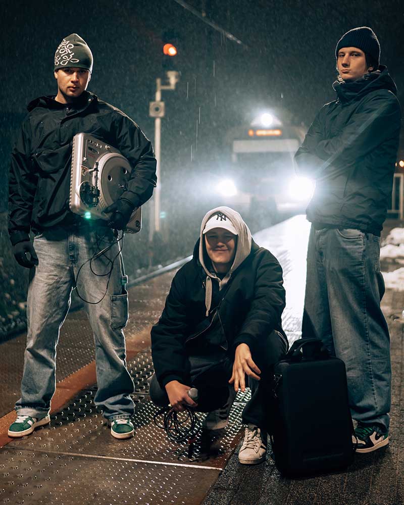 Uwaga Uciekać at BAZA Festival main stage